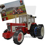 Replicagri 208 IH International 946 4WD with removable Duals 1/32
